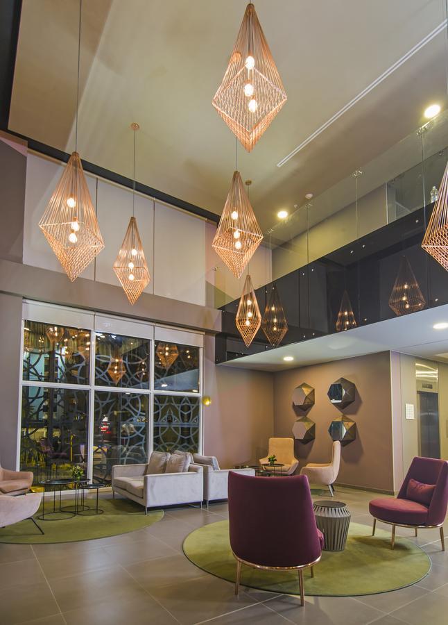 City Express Plus By Marriott Medellin Colombia Zimmer foto