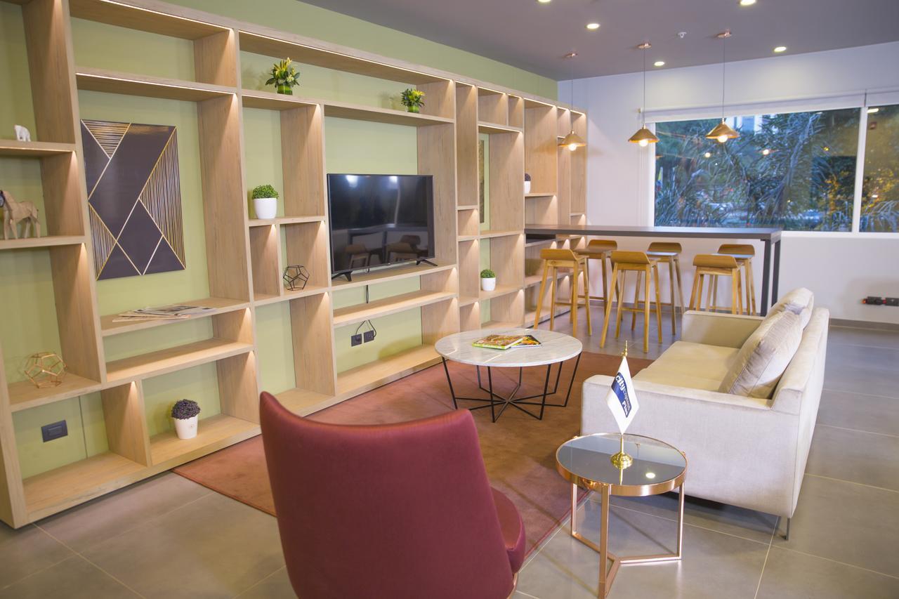 City Express Plus By Marriott Medellin Colombia Zimmer foto
